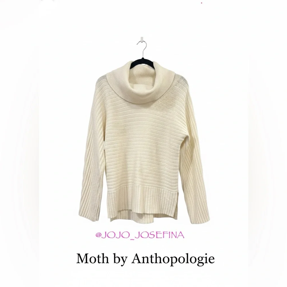 Moth by Anthropologie $98 Ivory Ribbed Cowl Neck Sweater M EUC Rayon Blend